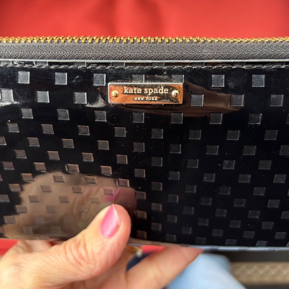 KATE SPADE Beale Street Logo Stamp Patent Leather Accordion Wallet Black - Picture 5 of 11